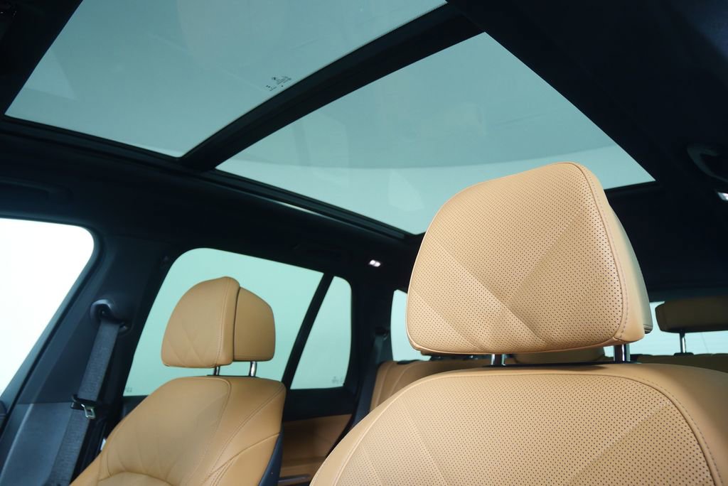 Used 2026 BMW X5 xDrive40i image 12