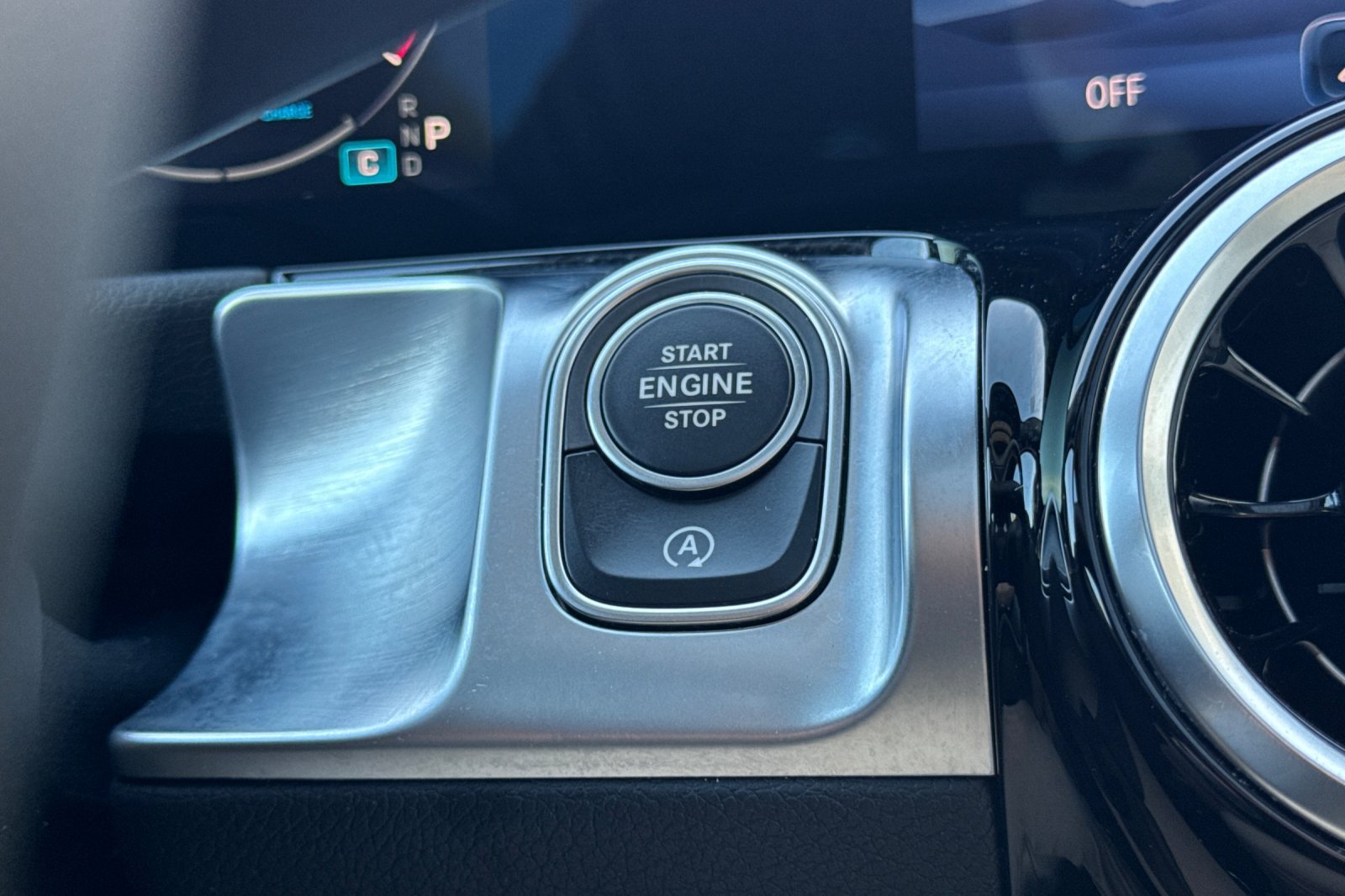 Certified 2026 Mercedes-Benz GLB 250 image 27