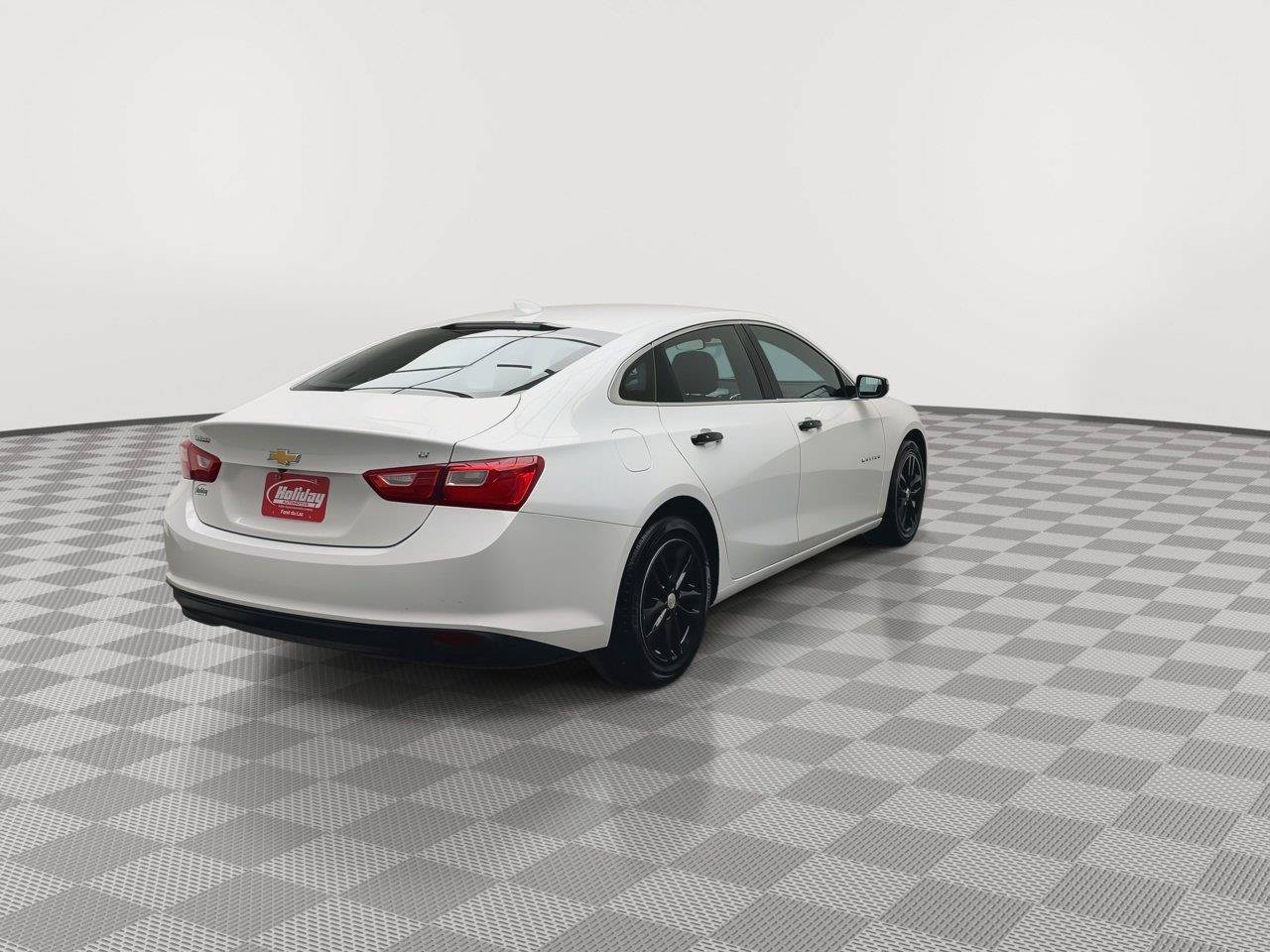 Used 2017 Chevrolet Malibu LT w/ Leather Package FWD image 34