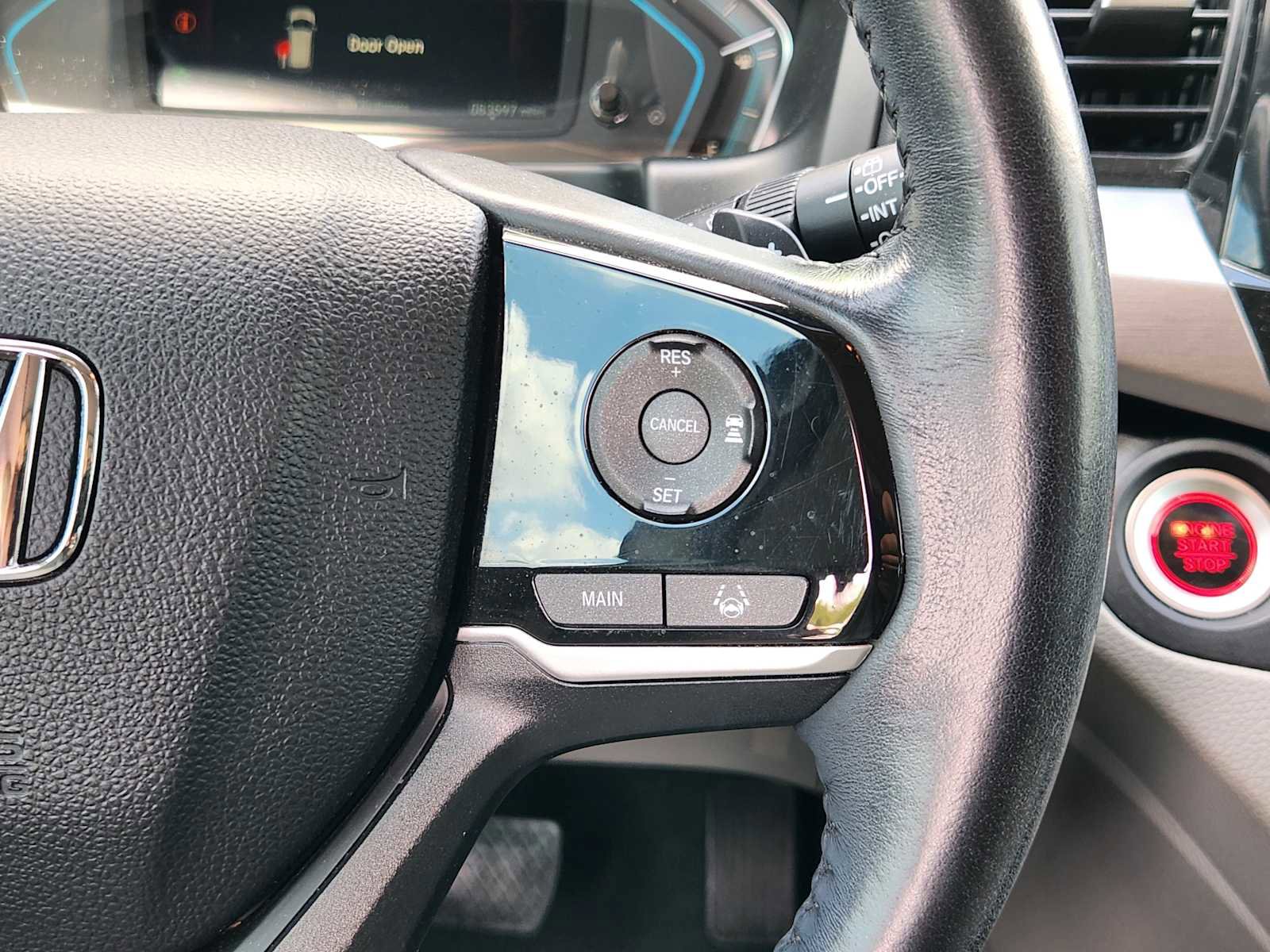 Used 2018 Honda Odyssey Touring image 29