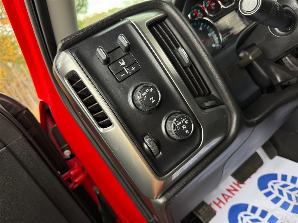 Used 2019 Chevrolet Silverado 1500 LT w/ All Star Edition image 49