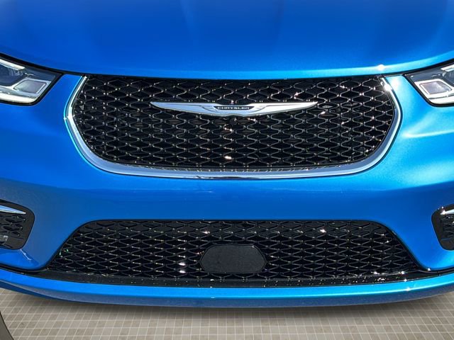 New 2026 Chrysler Pacifica Select image 9