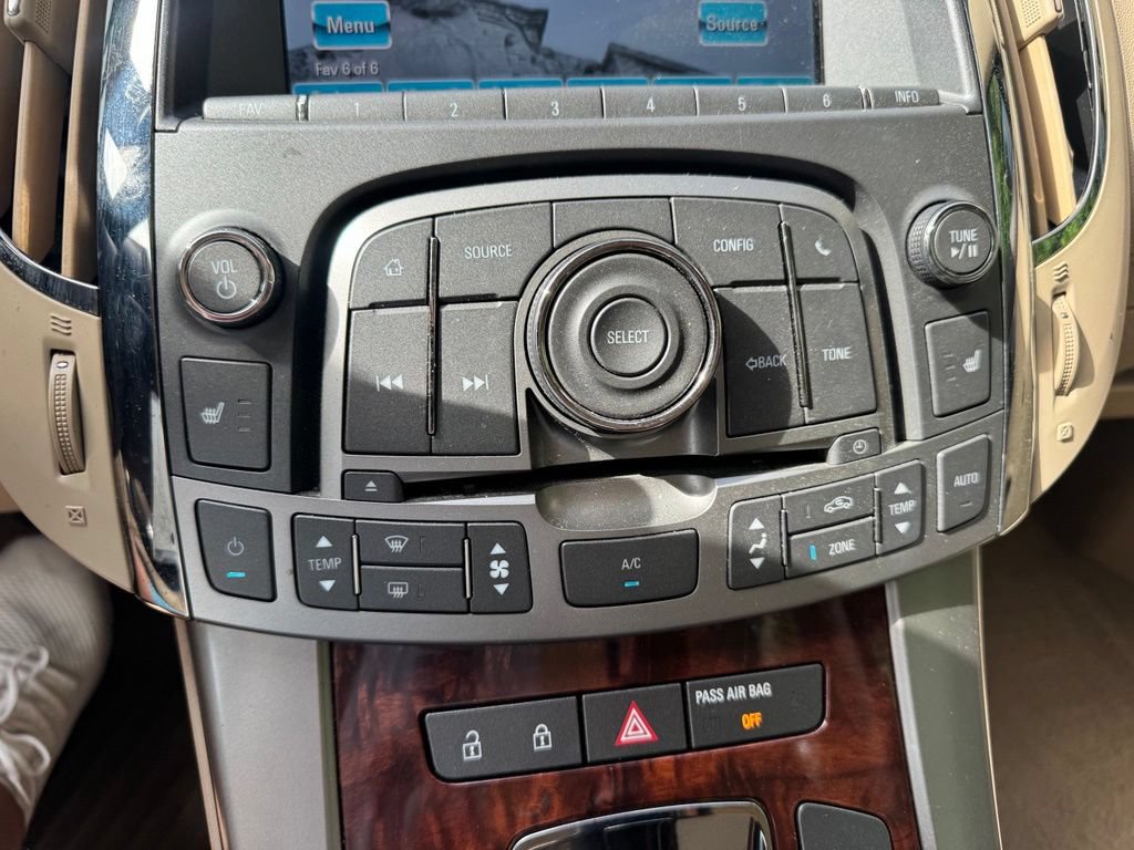 Used 2013 Buick LaCrosse Leather FWD image 20