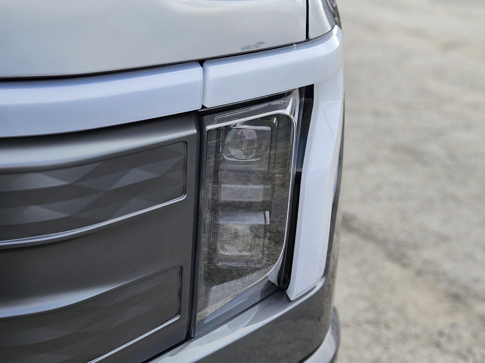 Certified 2025 Ford F150 Lightning Lariat image 12