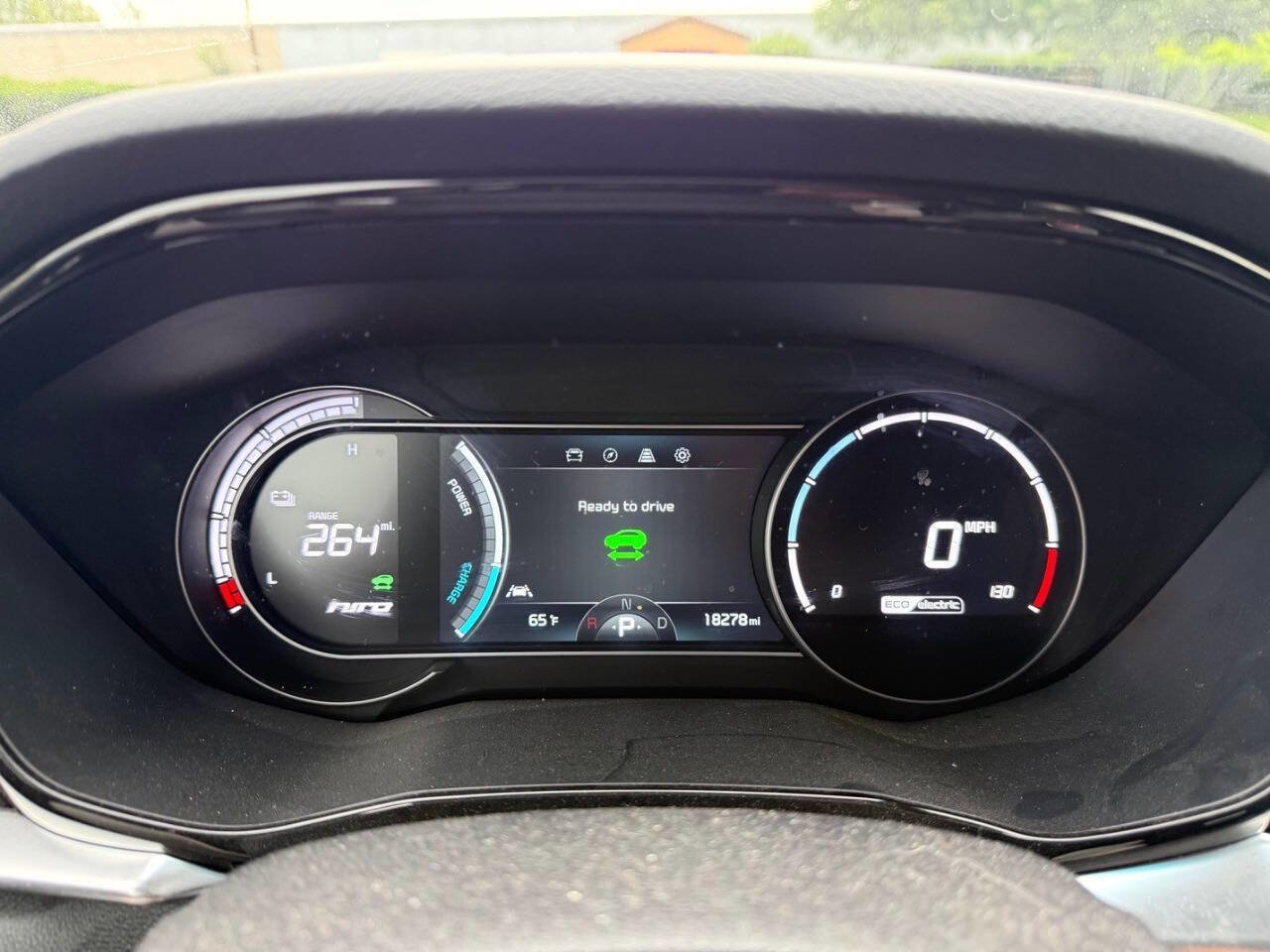 Used 2020 Kia Niro EX Premium FWD image 13