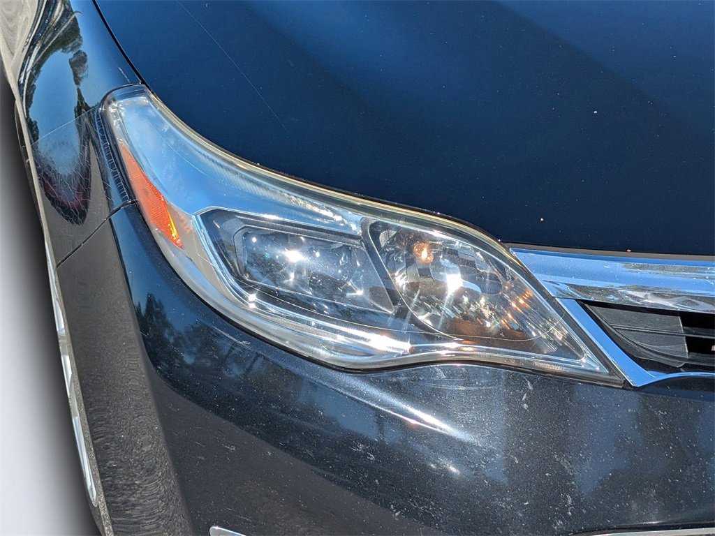 Used 2013 Toyota Avalon XLE image 9