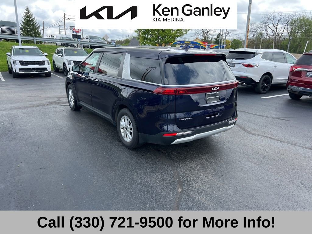 Used 2024 Kia Carnival LX FWD image 15