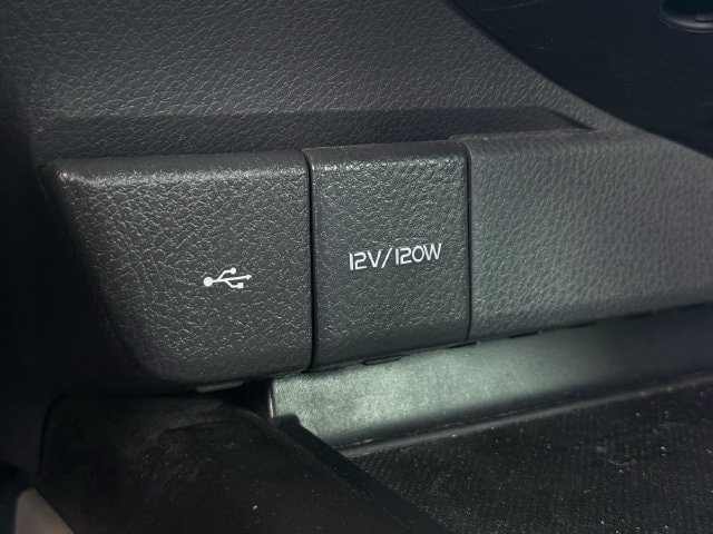 Used 2022 Toyota Camry LE FWD image 18