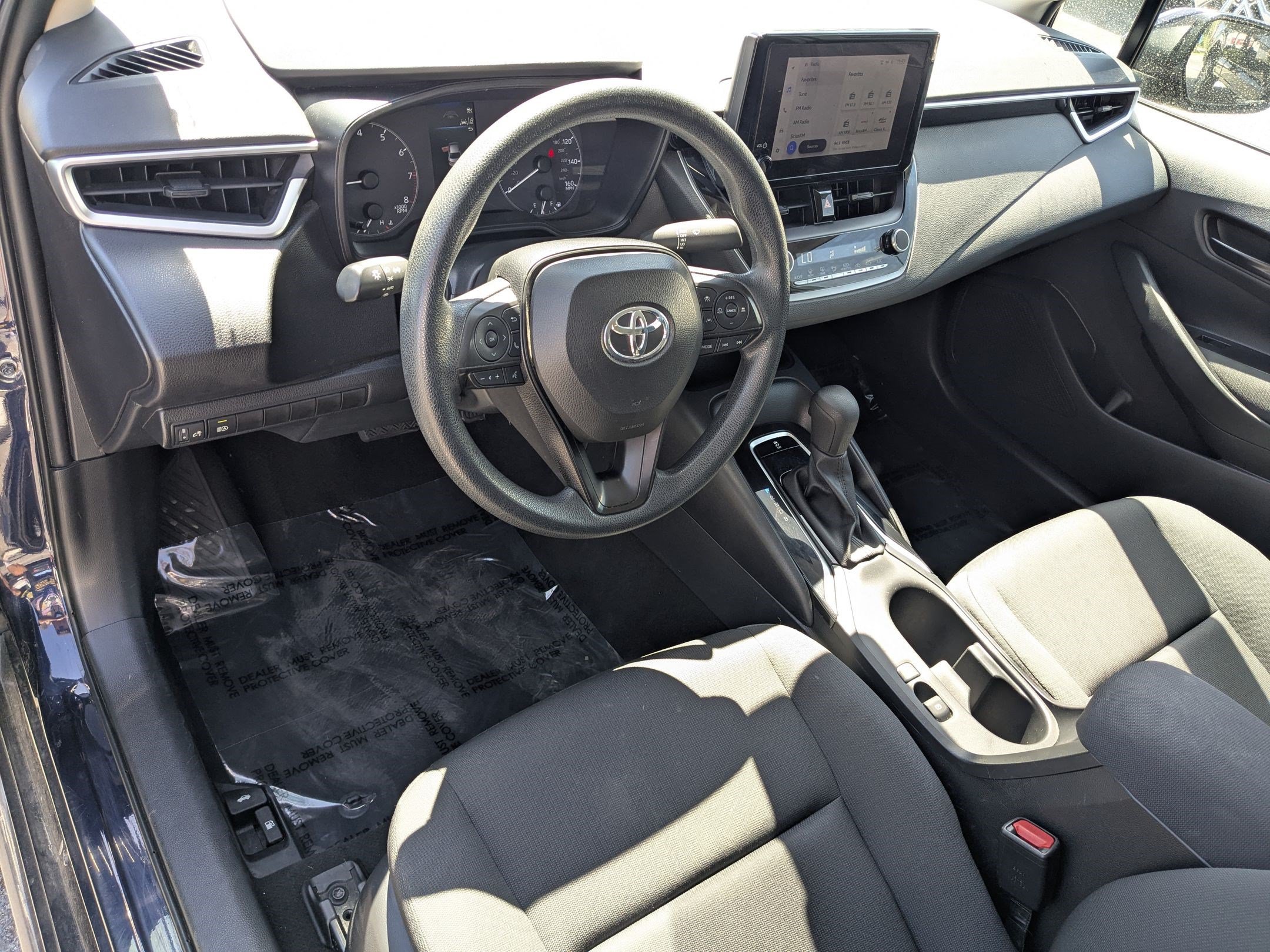 Used 2024 Toyota Corolla LE FWD image 17
