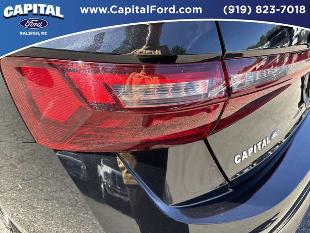Used 2025 Volkswagen Jetta SE FWD image 15