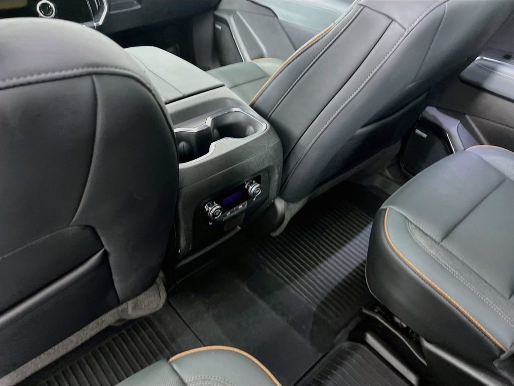 Certified 2025 GMC Acadia AT4 w/ Super Cruise Package AWD/4WD image 27