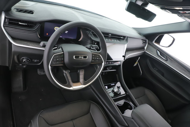 New 2026 Jeep Grand Cherokee L Limited AWD/4WD image 17
