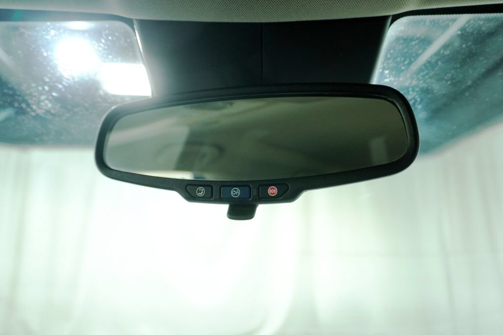 Used 2014 Buick Encore FWD image 19