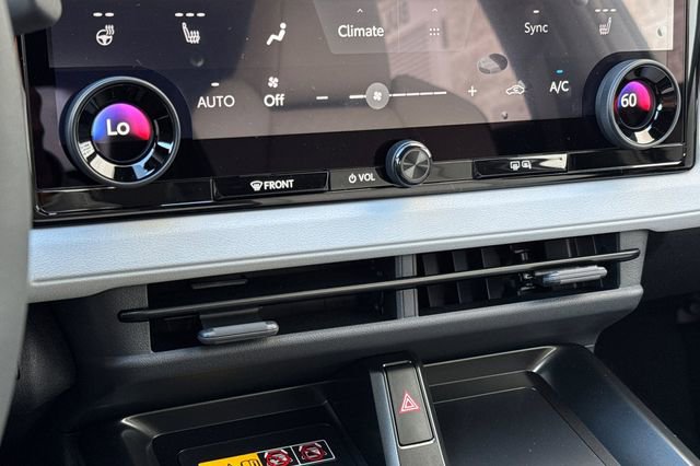 New 2026 Subaru Solterra image 17