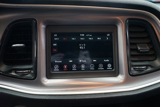 Used 2019 Dodge Challenger SXT image 34