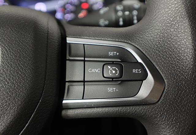 Used 2025 Jeep Compass Sport image 37