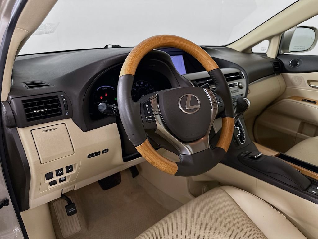 Used 2015 Lexus RX 450h FWD image 9