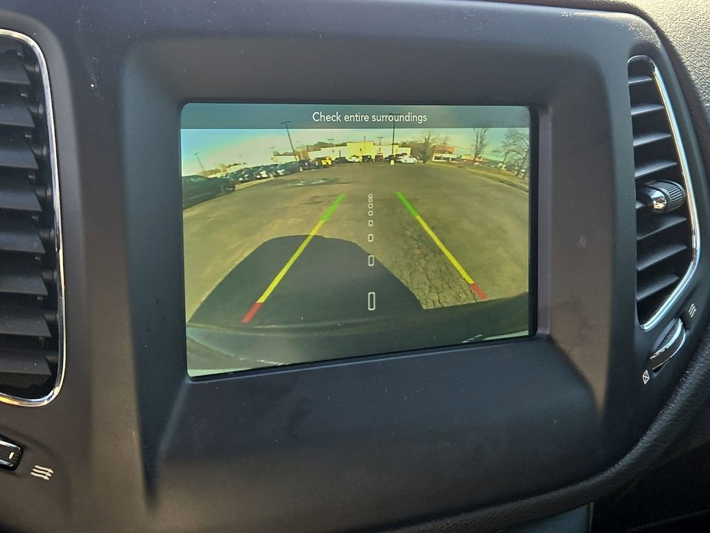 Used 2021 Jeep Compass Latitude AWD/4WD image 17