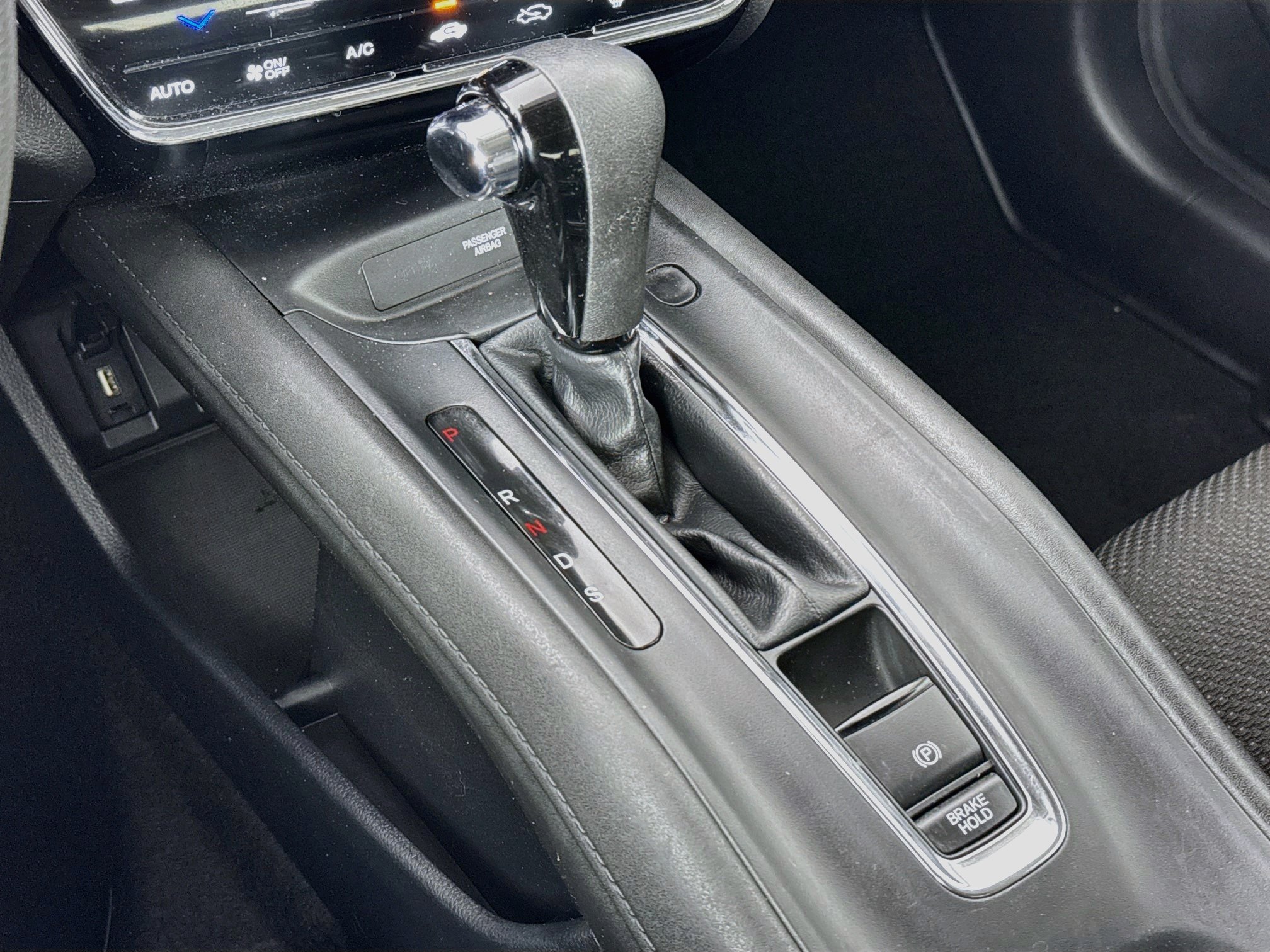 Used 2016 Honda HR-V EX image 16