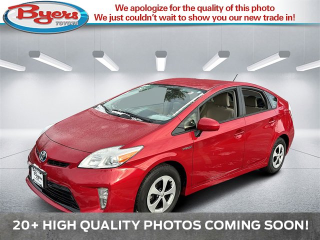 Used 2014 Toyota Prius Three image 1