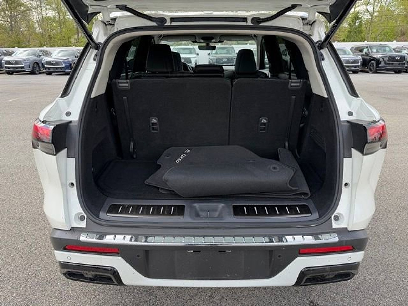 Certified 2023 INFINITI QX60 Luxe image 20