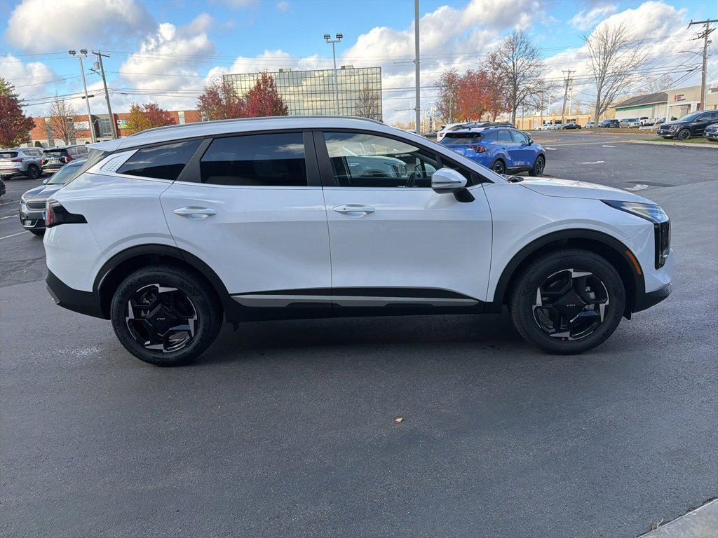 New 2026 Kia Sportage EX image 5