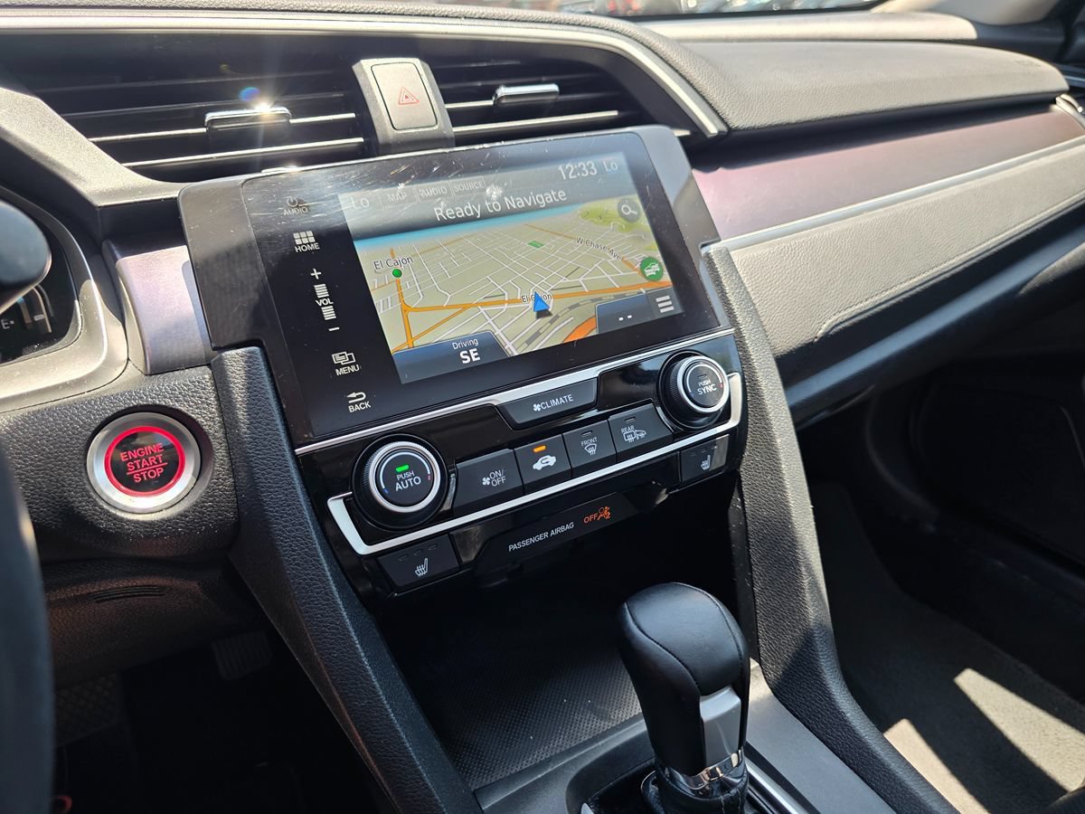 Used 2018 Honda Civic Touring image 33