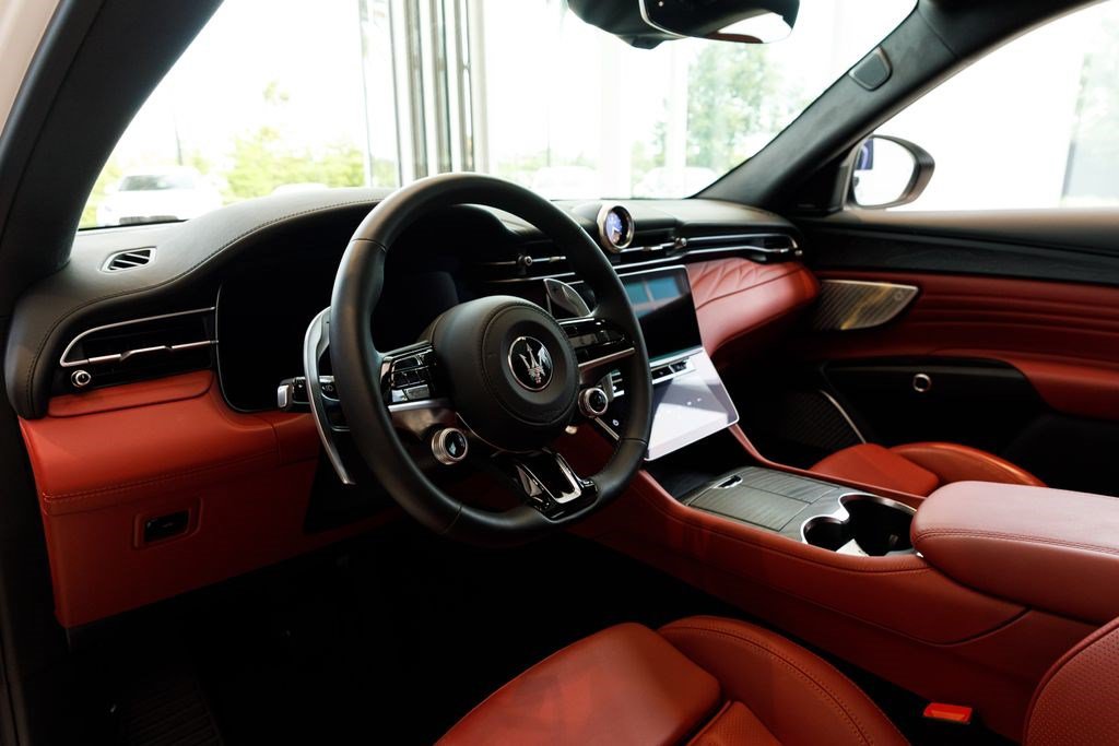 Certified 2023 Maserati Grecale Modena AWD/4WD image 28