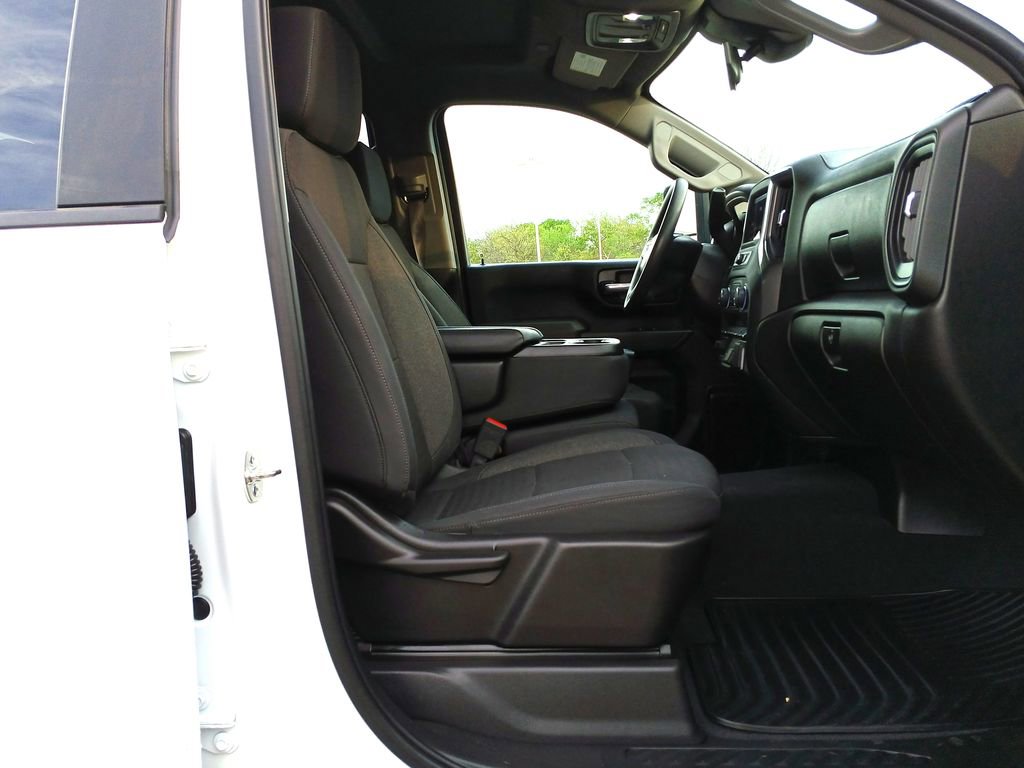 Certified 2025 Chevrolet Silverado 2500 Custom w/ Custom Convenience Package image 29