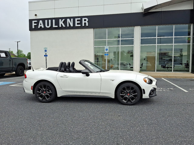 Used 2020 FIAT 124 Spider Abarth w/ Convenience Group RWD image 7