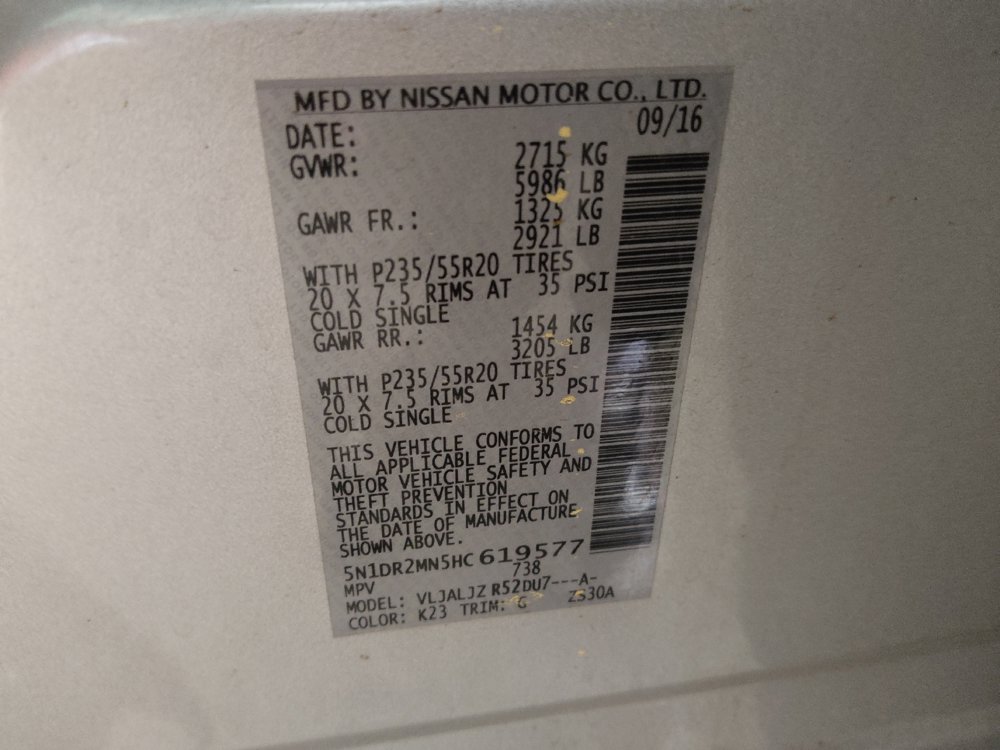 Used 2017 Nissan Pathfinder Platinum FWD image 33