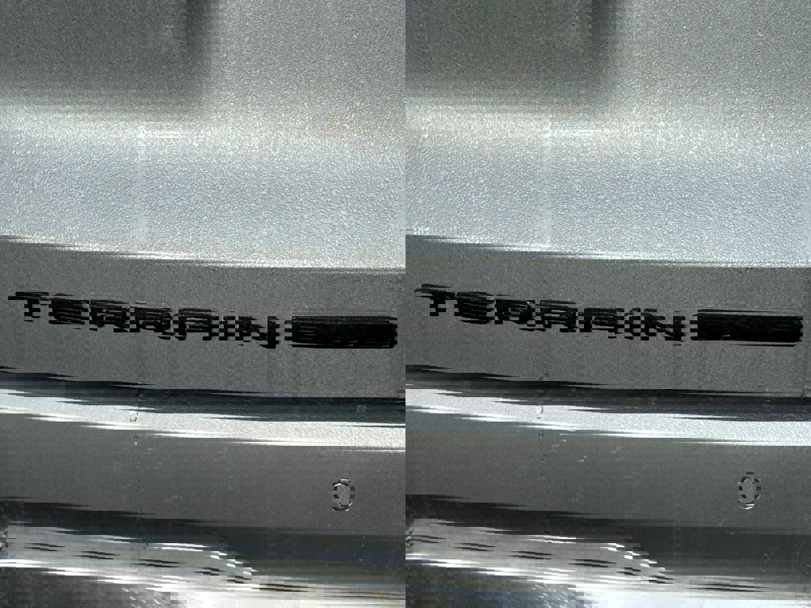 Used 2026 GMC Terrain Denali w/ LPO, Black Badging Package image 11