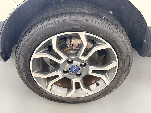 Used 2019 Ford EcoSport SES w/ SES Black Appearance Package AWD/4WD image 33