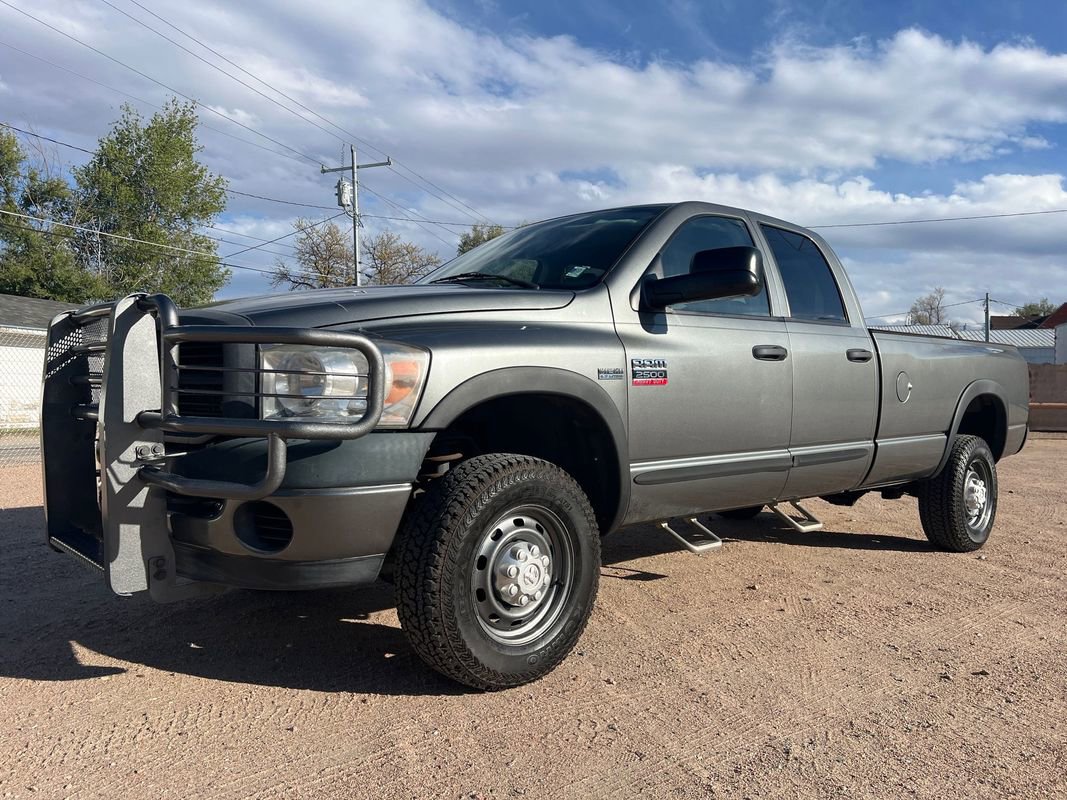 Used 2008 Dodge Ram 2500 Truck ST w/ Popular Equipment Group AWD/4WD image 3