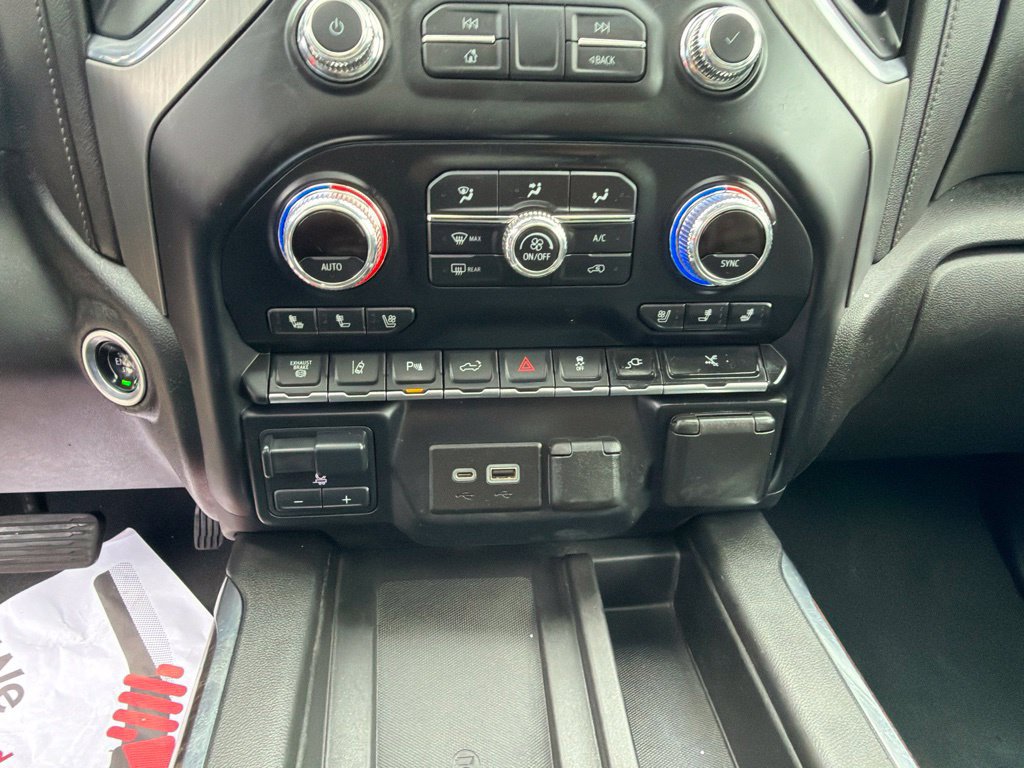 Used 2022 GMC Sierra 3500 Denali AWD/4WD image 33