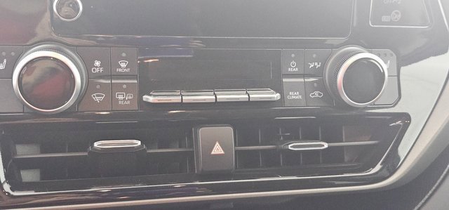 Used 2024 Toyota Highlander XLE image 21