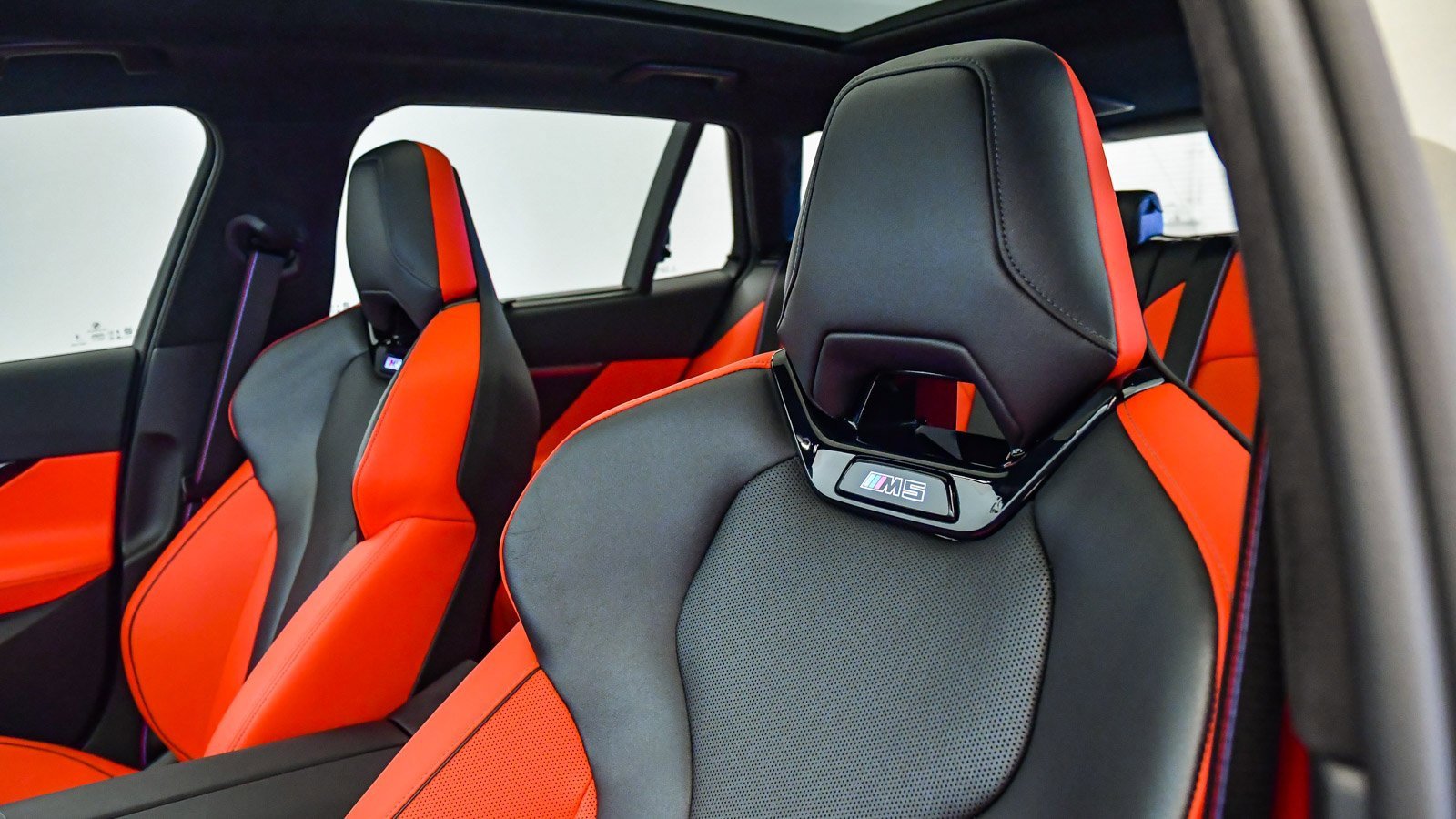 Used 2025 BMW M5 Touring w/ M Driver's Package image 45