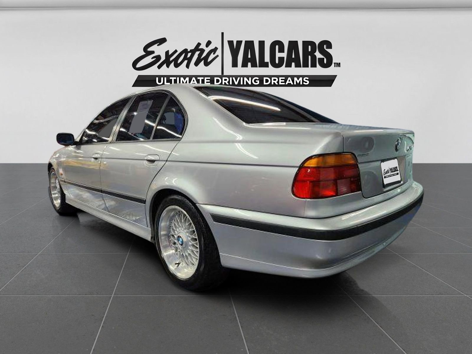 Used 1999 BMW 528i Sedan RWD image 4