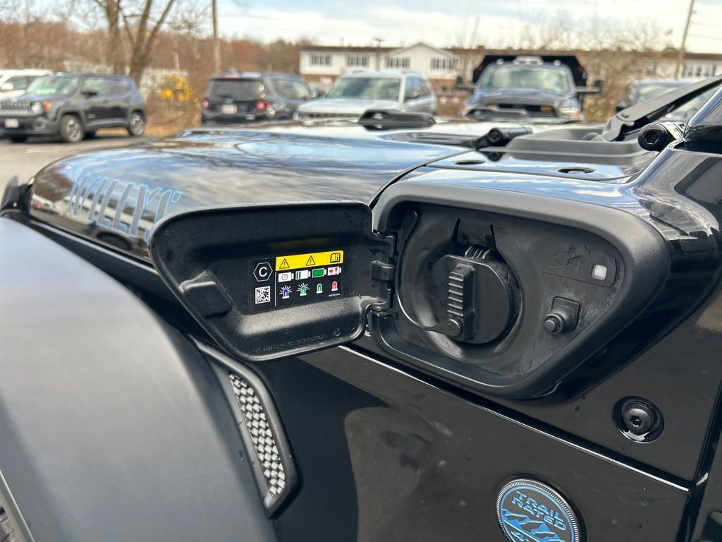 Used 2024 Jeep Wrangler Unlimited image 42