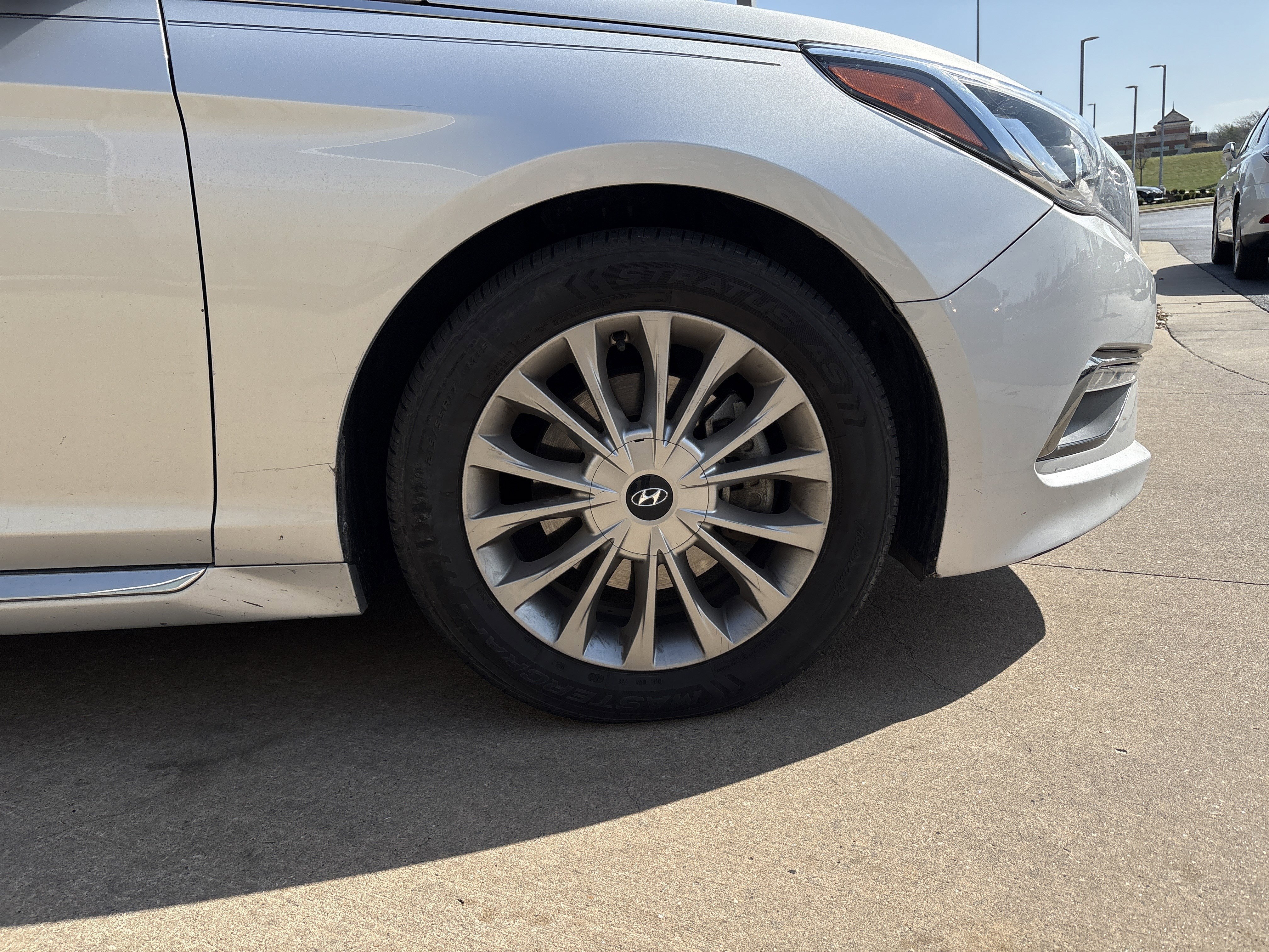 Used 2015 Hyundai Sonata Limited w/ Option Group 05 image 13