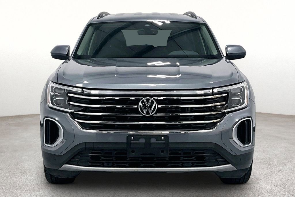 Used 2024 Volkswagen Atlas SE AWD/4WD image 3