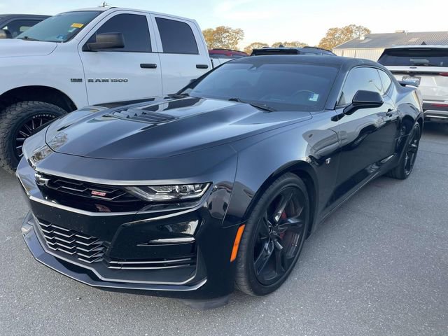 Used 2020 Chevrolet Camaro SS image 3