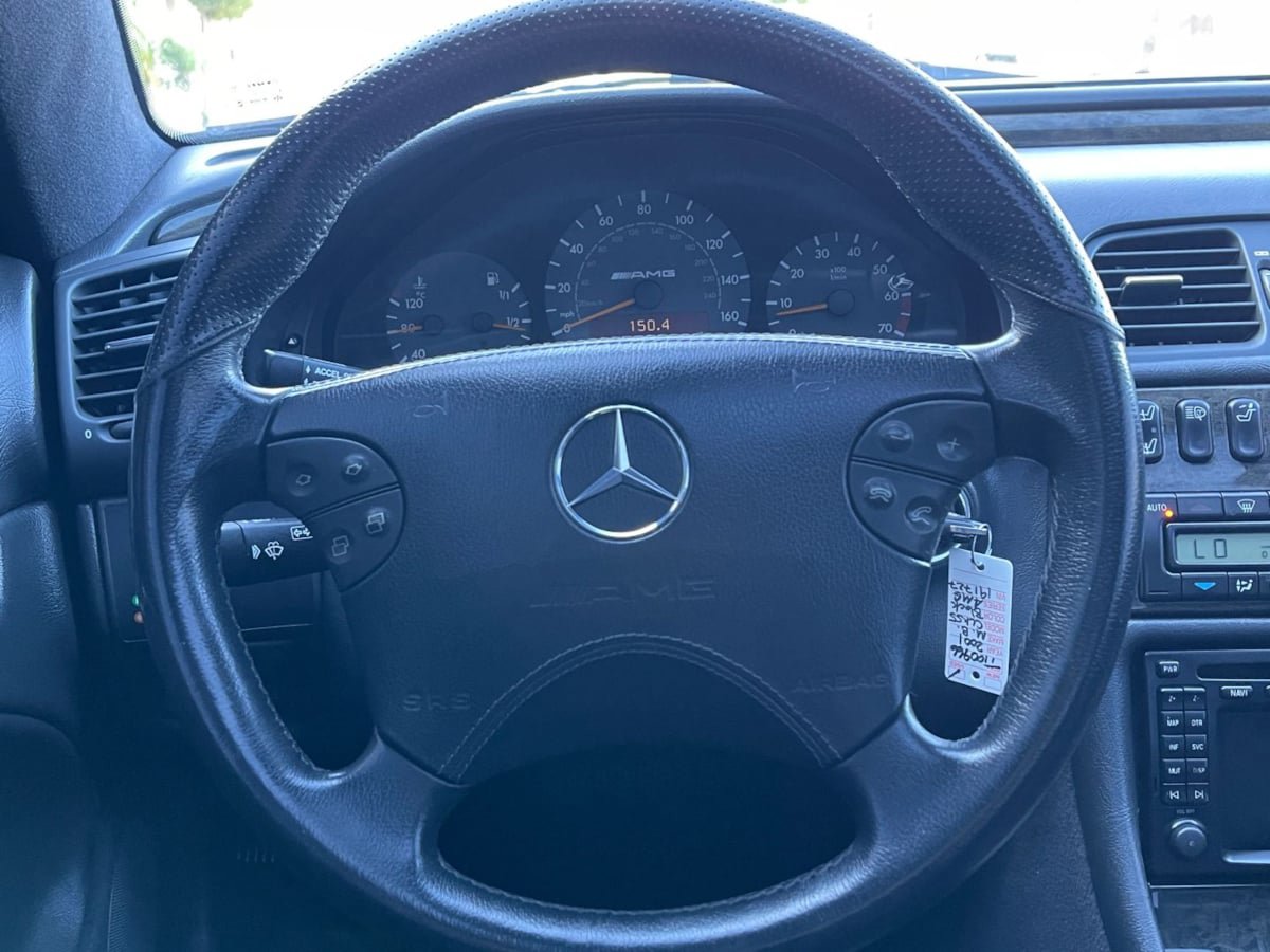 Used 2001 Mercedes-Benz CLK 55 AMG Coupe image 25