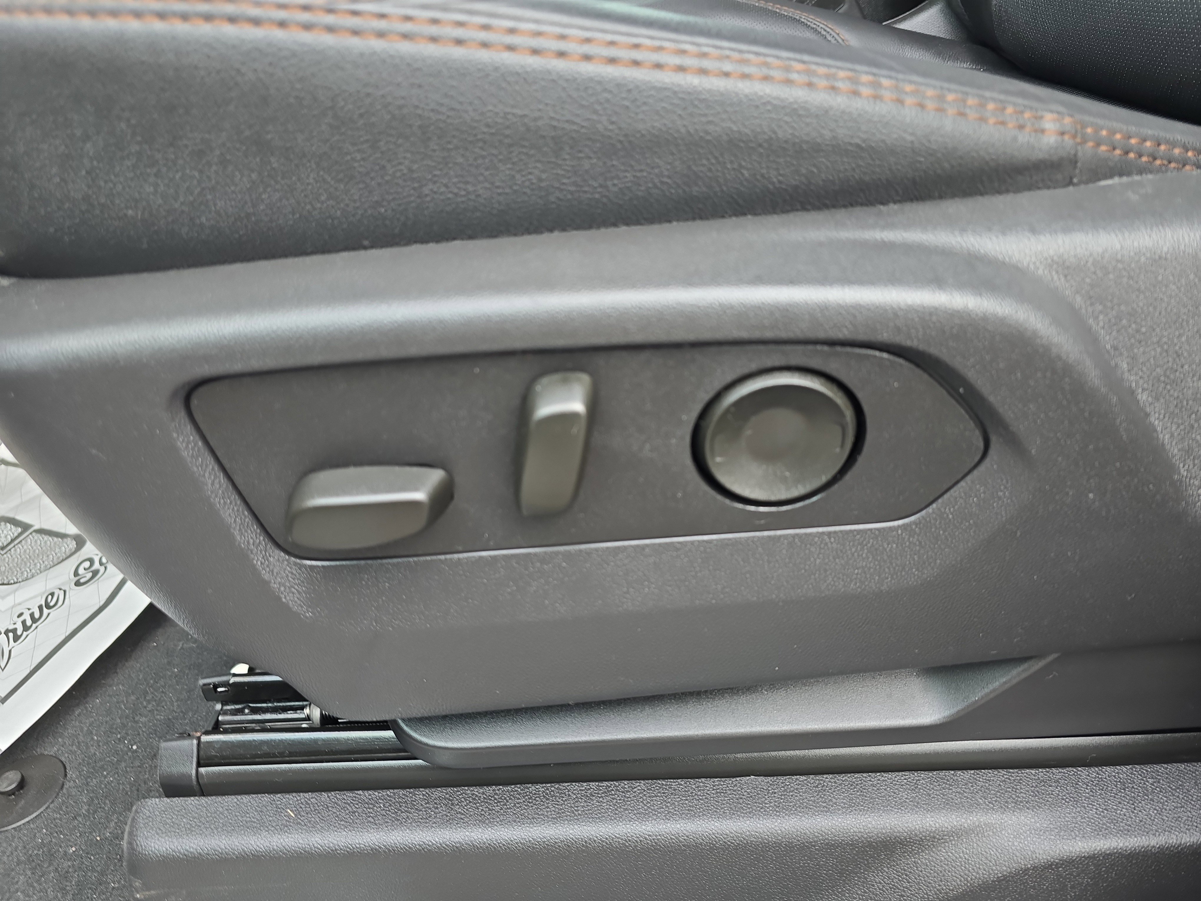 Used 2025 GMC Sierra 2500 AT4 AWD/4WD image 20