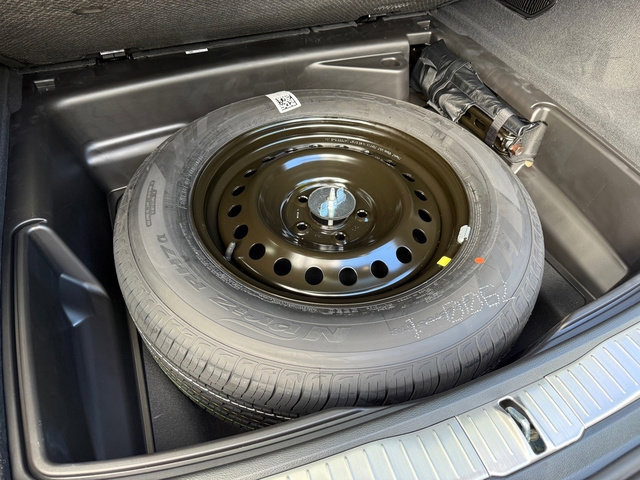 New 2025 Jeep Grand Cherokee Summit image 21