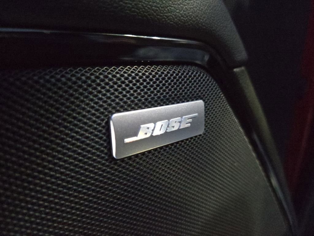 Used 2022 GMC Sierra 1500 AT4 w/ AT4 Premium Package image 9