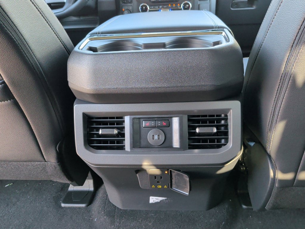 New 2027 Ford F250 Lariat w/ Black Appearance Package AWD/4WD image 42