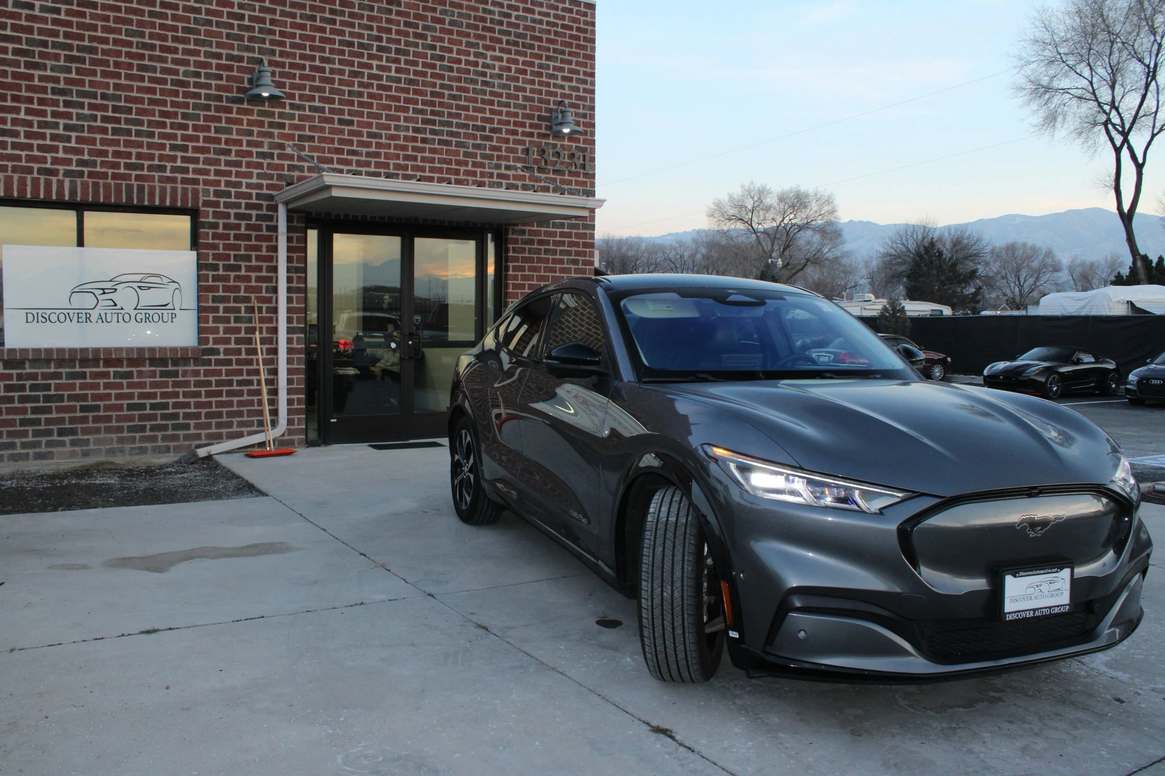 Used 2021 Ford Mustang Mach-E Premium image 7