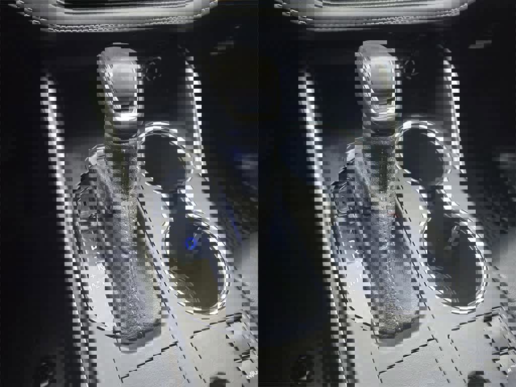 Used 2023 Toyota Highlander XLE image 18