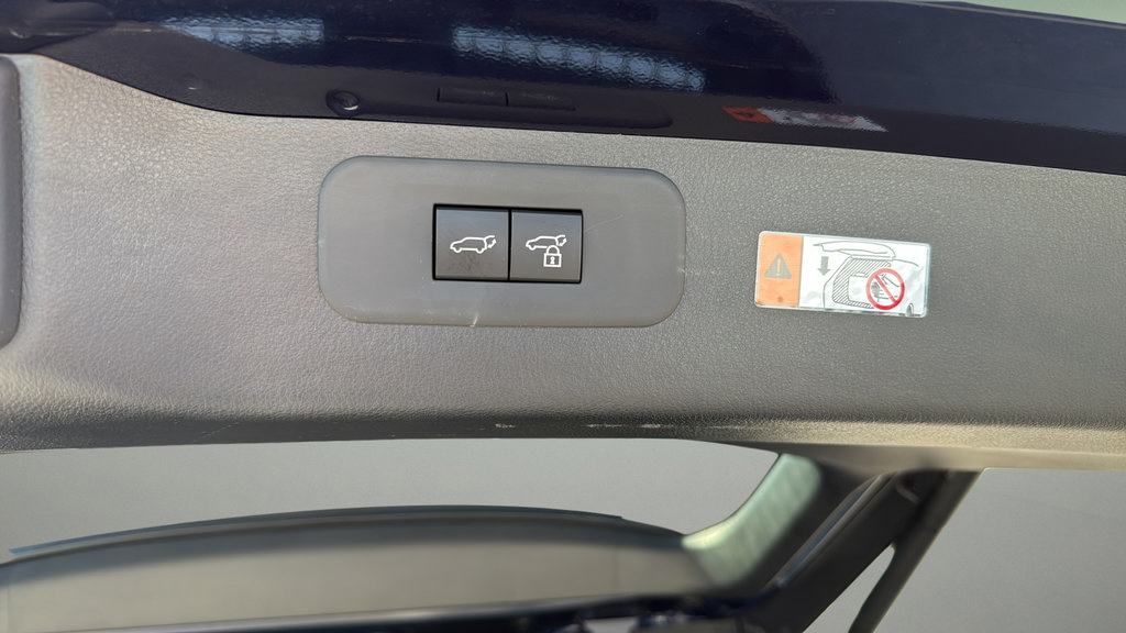 Used 2026 Lexus TX 500h AWD w/ Technology Package image 27